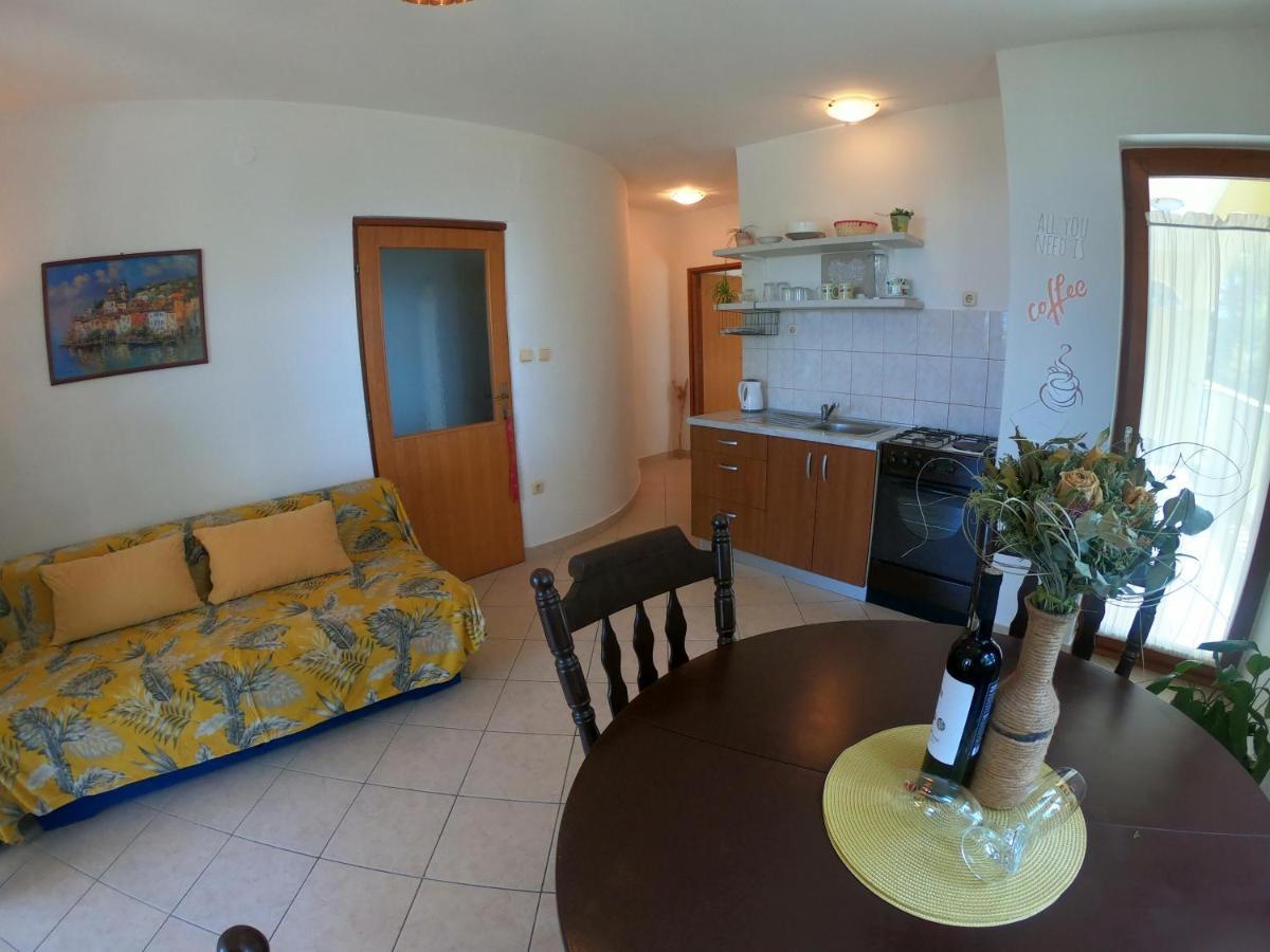 Apartments Stanko Petrcane Luaran gambar