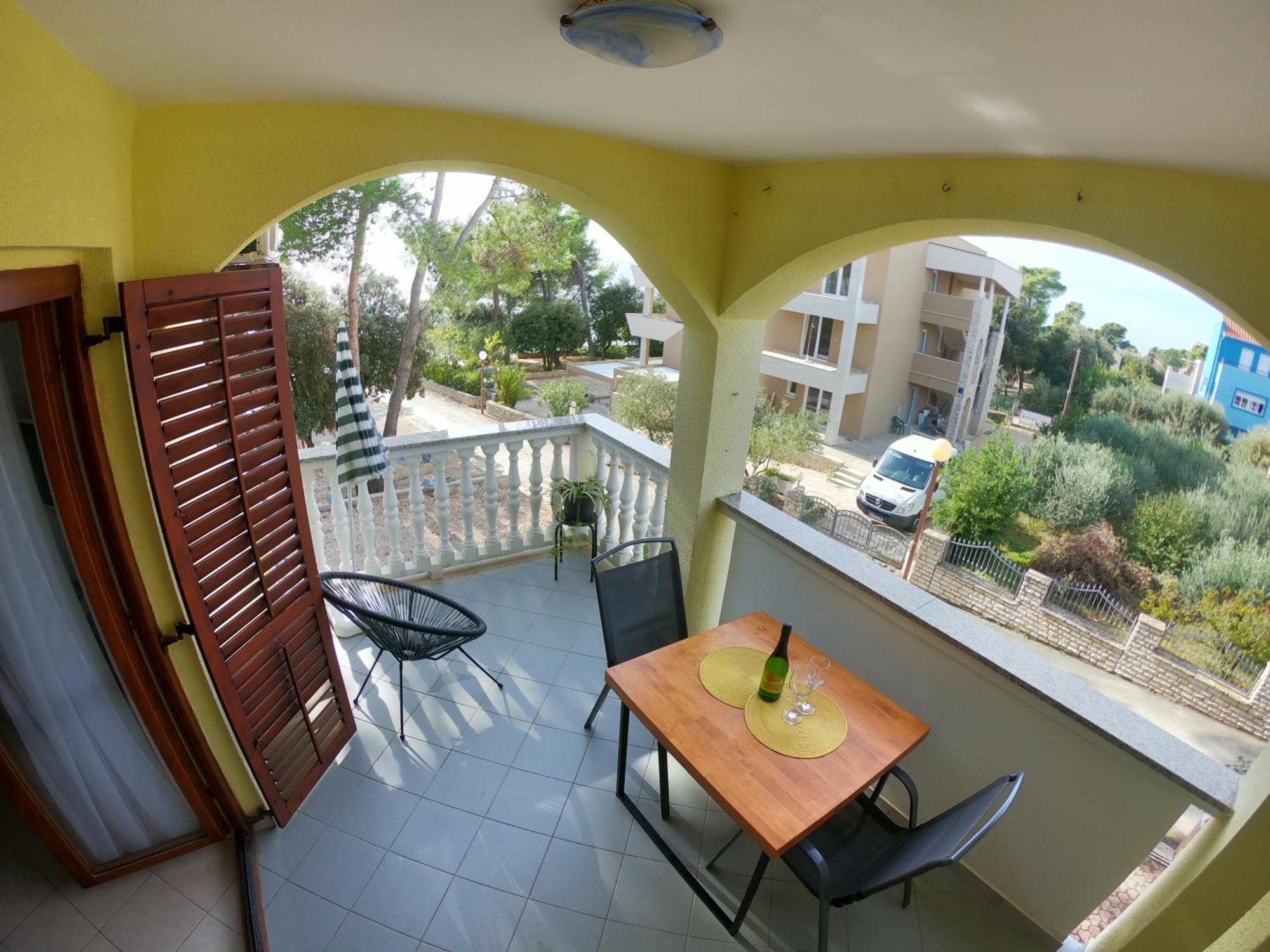 Apartments Stanko Petrcane Luaran gambar