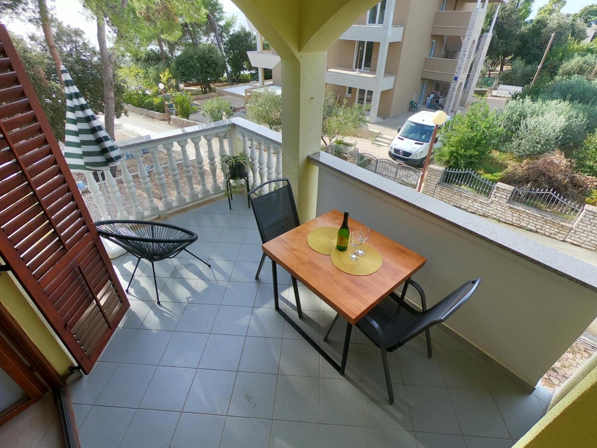 Apartments Stanko Petrcane Luaran gambar